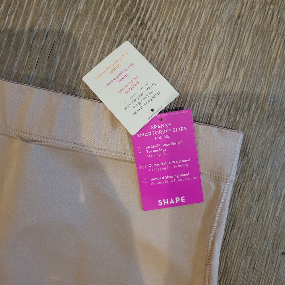 Spanx Slip - Picture 2 of 4